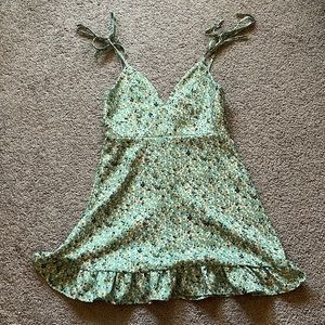 Daisy green summer dress